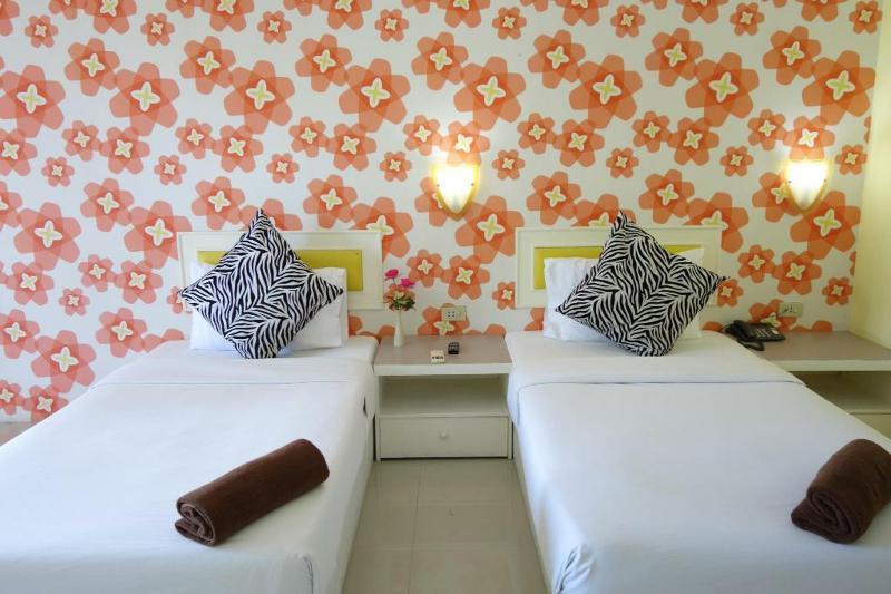 Angket Hip Residence Pattaya Esterno foto